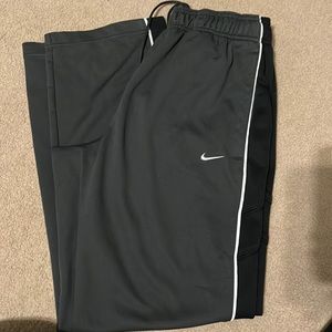 Nike size XL athletic pants